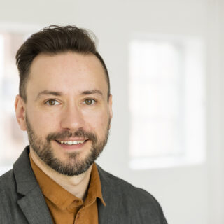 Alexander Sizikov Landespecialist, USA og Rusland