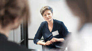 Vores Diversitetskonsulenter samt lande- og kulturspecialister træner dig og dit team i inkluderende samarbejde og kulturel intelligens